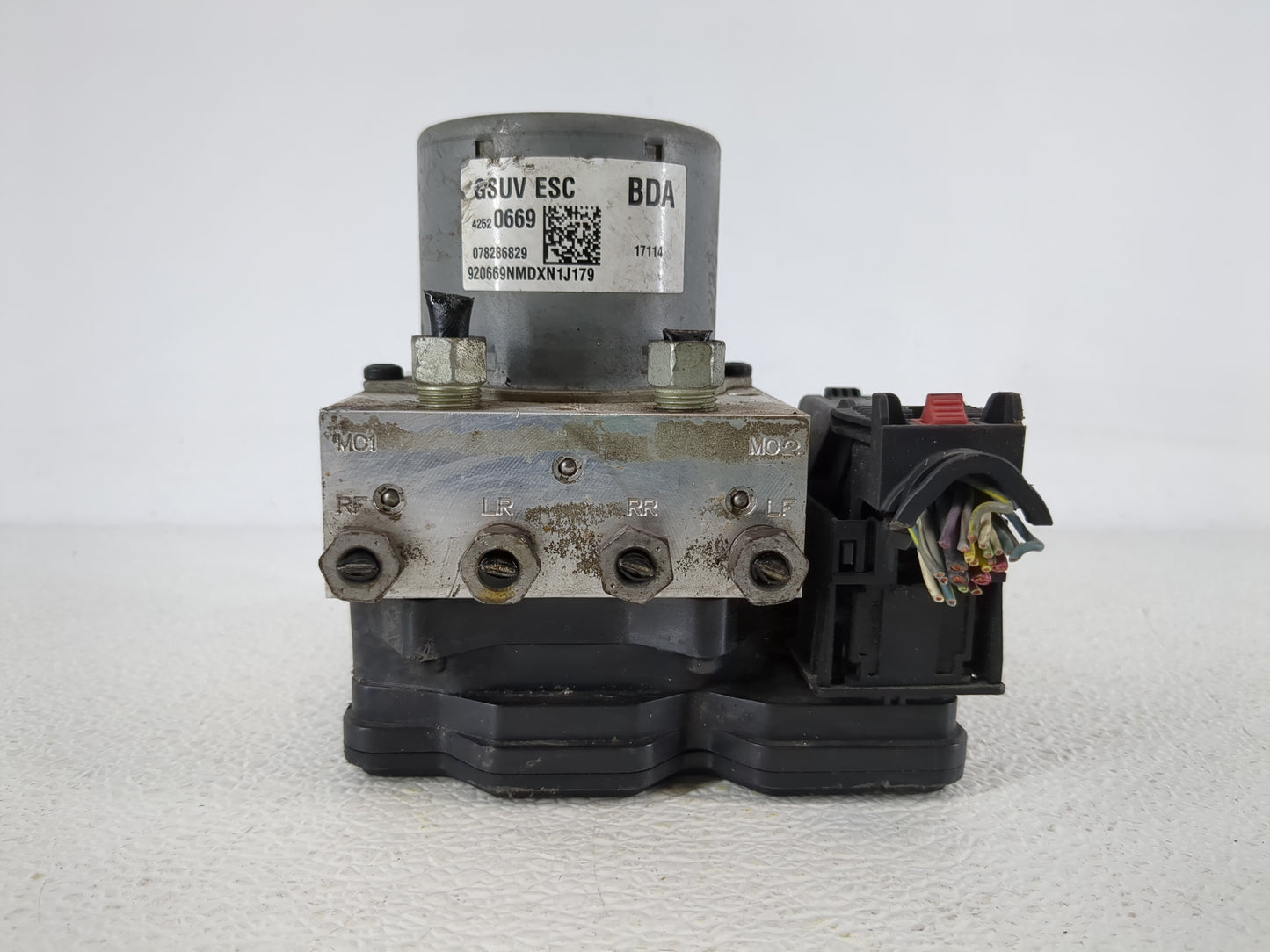 2017-2021 Chevrolet Trax ABS Pump Control Module Replacement P/N:42520669 Fits Fits 2017 2018 2019 2020 2021 OEM Used Auto P