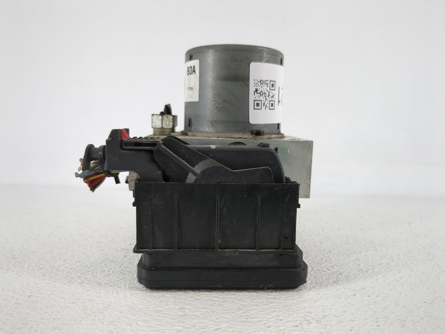 2017-2021 Chevrolet Trax ABS Pump Control Module Replacement P/N:42520669 Fits Fits 2017 2018 2019 2020 2021 OEM Used Auto P