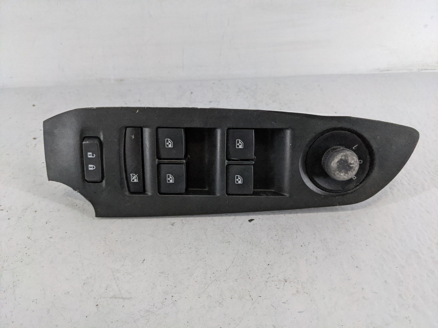 2017-2021 Chevrolet Trax Master Power Window Switch Replacement Driver Side Left P/N:22915128 Fits Fits 2017 2018 2019 2020 