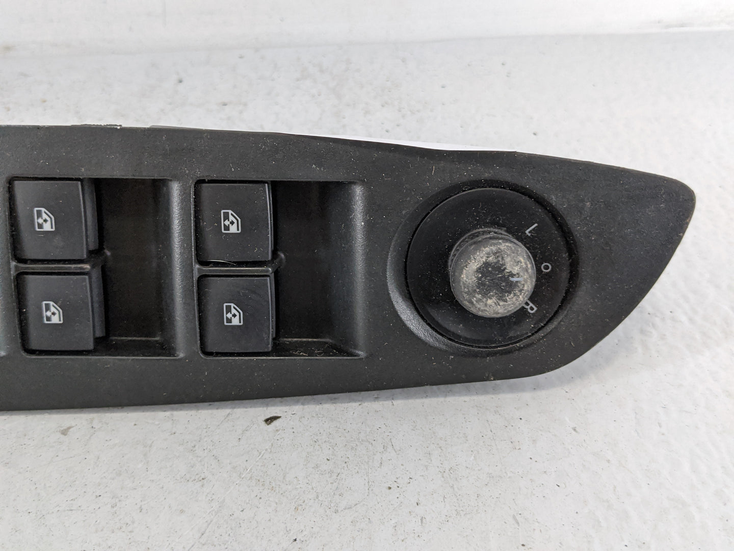 2017-2021 Chevrolet Trax Master Power Window Switch Replacement Driver Side Left P/N:22915128 Fits Fits 2017 2018 2019 2020 