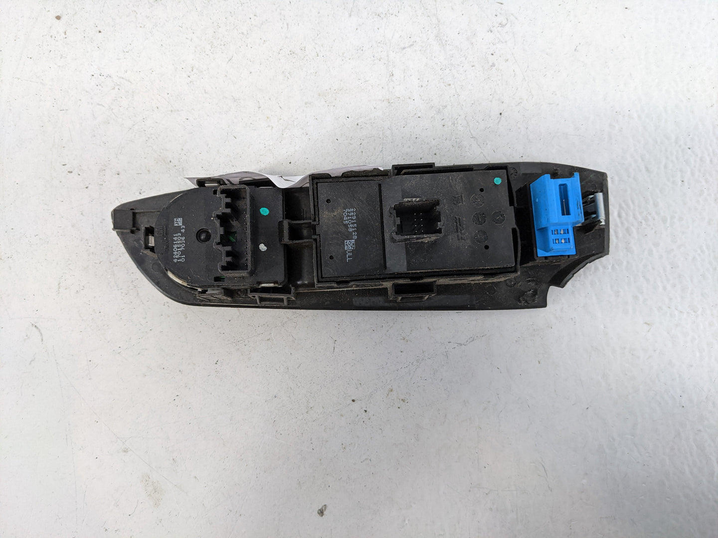 2017-2021 Chevrolet Trax Master Power Window Switch Replacement Driver Side Left P/N:22915128 Fits Fits 2017 2018 2019 2020 