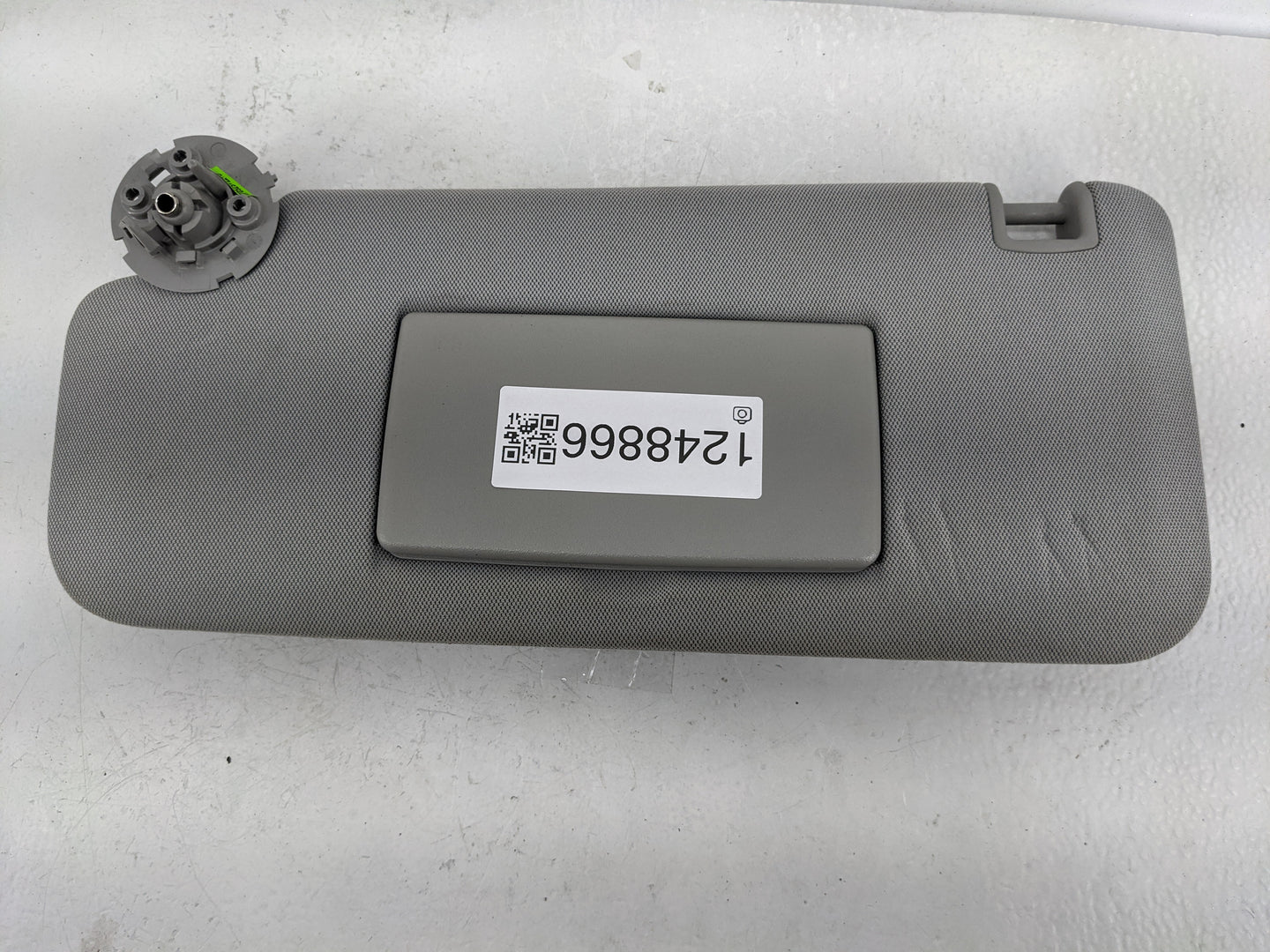 2017-2021 Chevrolet Trax Sun Visor Shade Replacement Driver Left Mirror Fits Fits 2017 2018 2019 2020 2021 OEM Used Auto Par