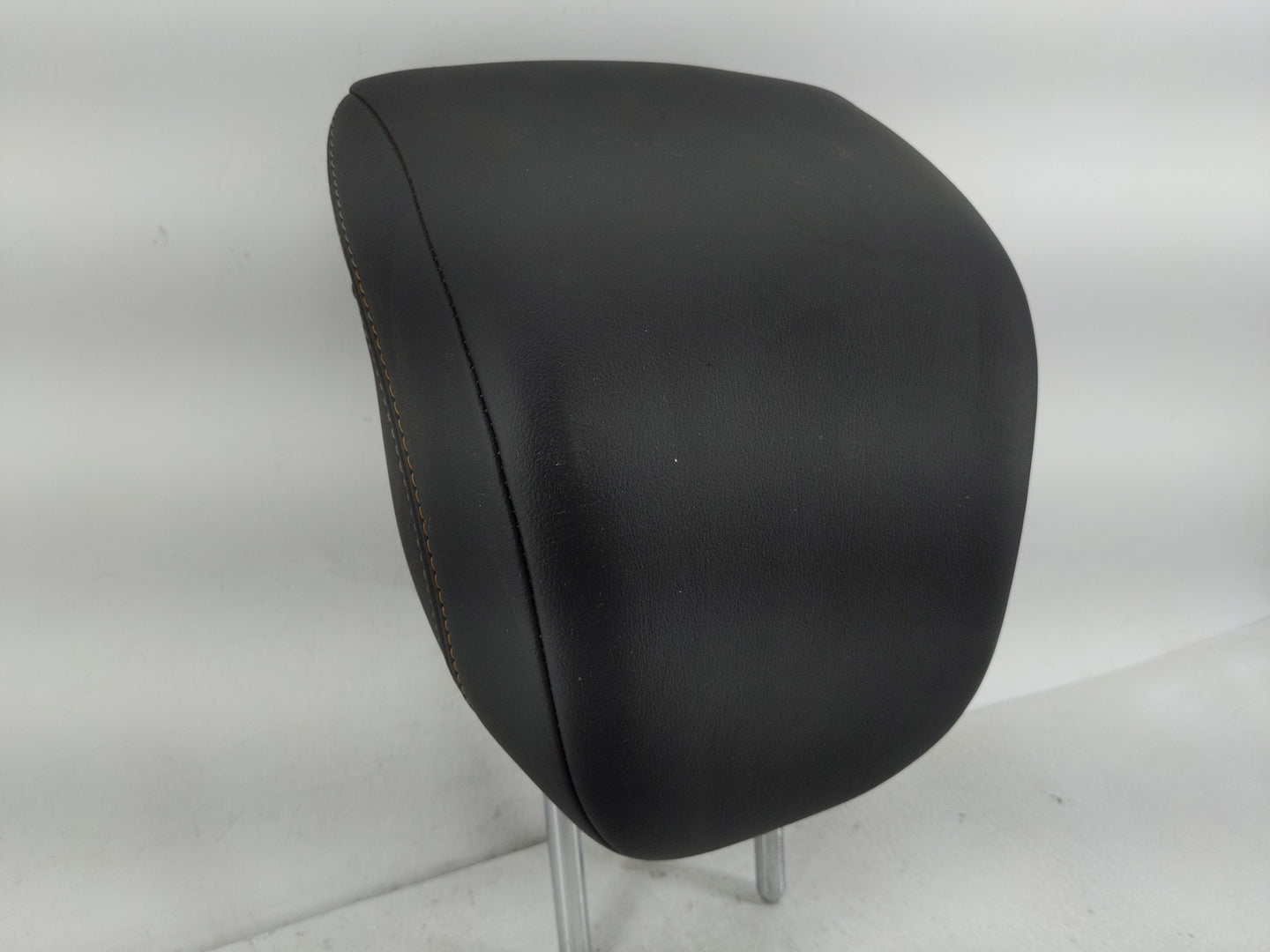 2017 Chevrolet Trax Headrest Head Rest Front Driver Passenger Seat Fits OEM Used Auto Parts - Oemusedautoparts1.com
