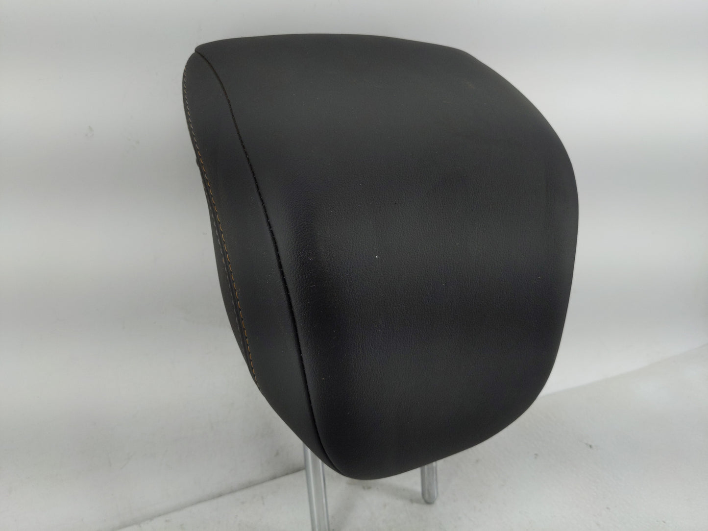 2017 Chevrolet Trax Headrest Head Rest Front Driver Passenger Seat Fits OEM Used Auto Parts - Oemusedautoparts1.com