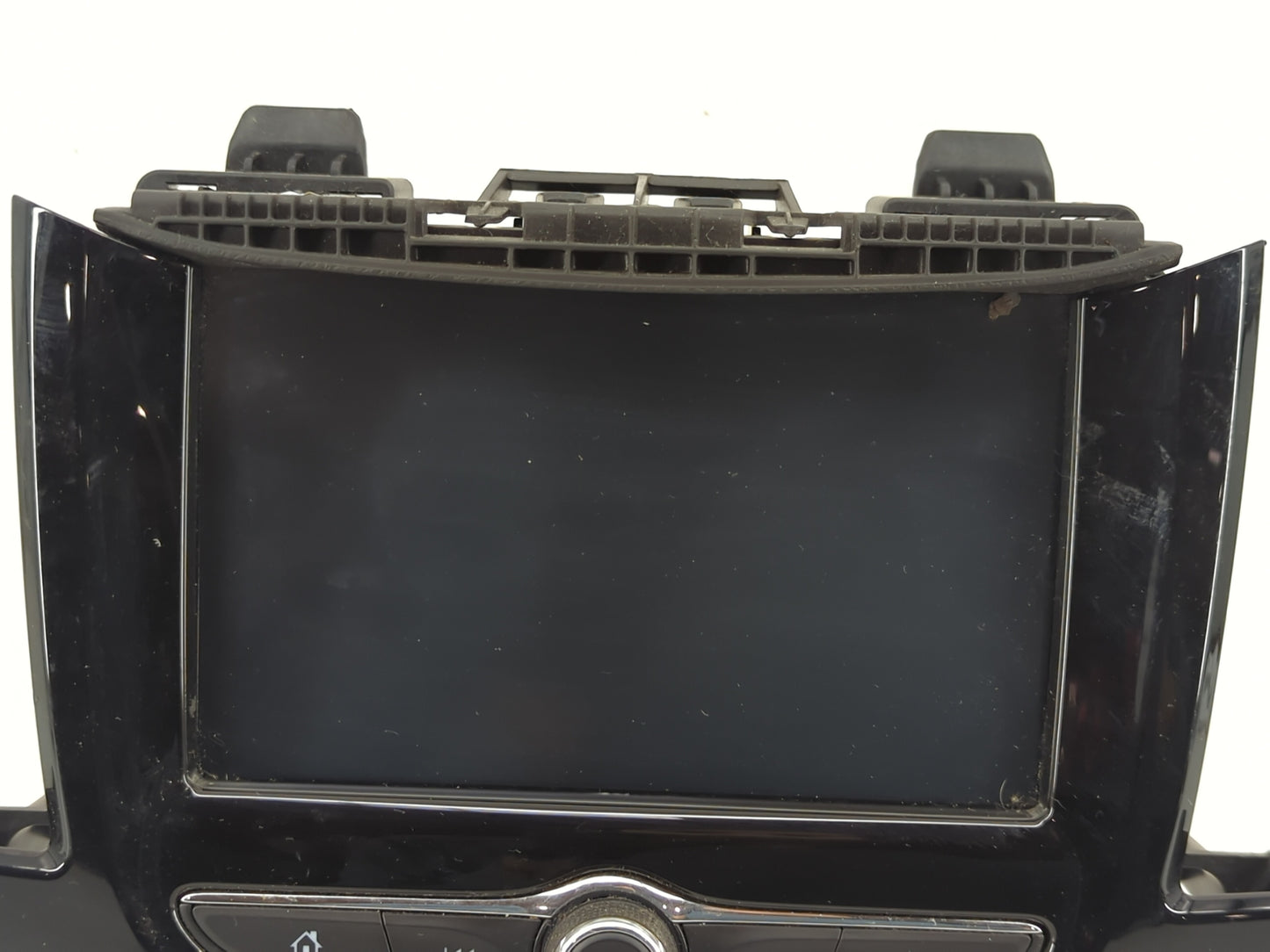 2017 Chevrolet Trax Radio AM FM Cd Player Receiver Replacement P/N:42532827 Fits OEM Used Auto Parts - Oemusedautoparts1.com
