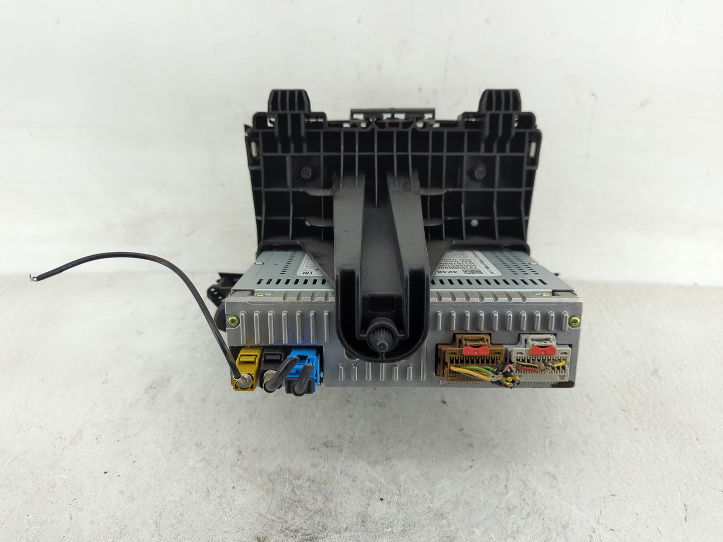 2017 Chevrolet Trax Radio AM FM Cd Player Receiver Replacement P/N:42532827 Fits OEM Used Auto Parts - Oemusedautoparts1.com