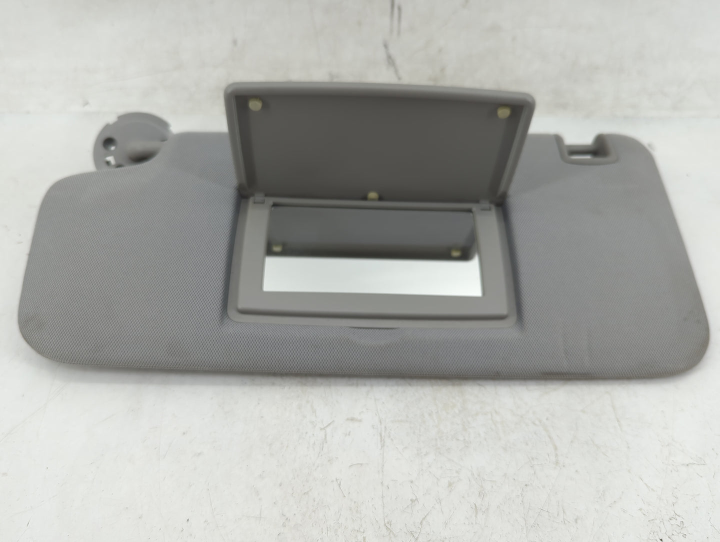 2017-2021 Chevrolet Trax Sun Visor Shade Replacement Driver Left Mirror Fits Fits 2017 2018 2019 2020 2021 OEM Used Auto Par