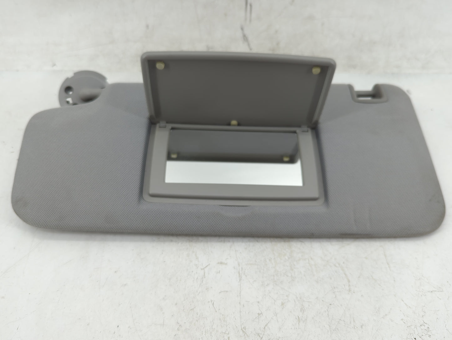 2017-2021 Chevrolet Trax Sun Visor Shade Replacement Driver Left Mirror Fits Fits 2017 2018 2019 2020 2021 OEM Used Auto Par