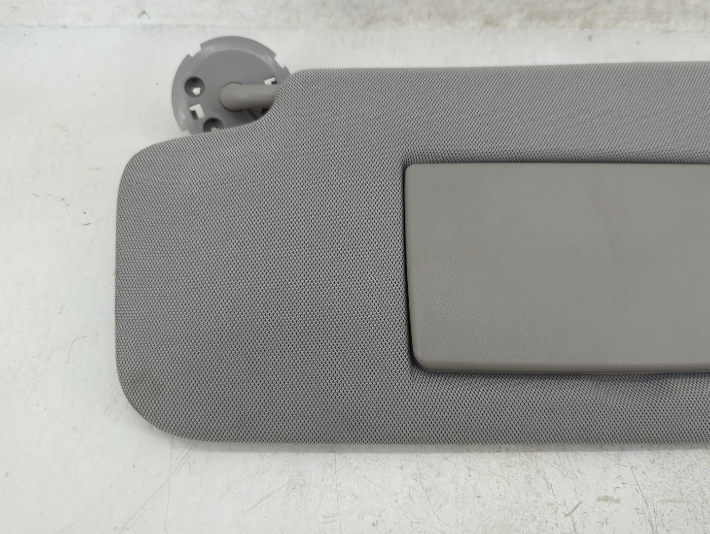 2017-2021 Chevrolet Trax Sun Visor Shade Replacement Driver Left Mirror Fits Fits 2017 2018 2019 2020 2021 OEM Used Auto Par