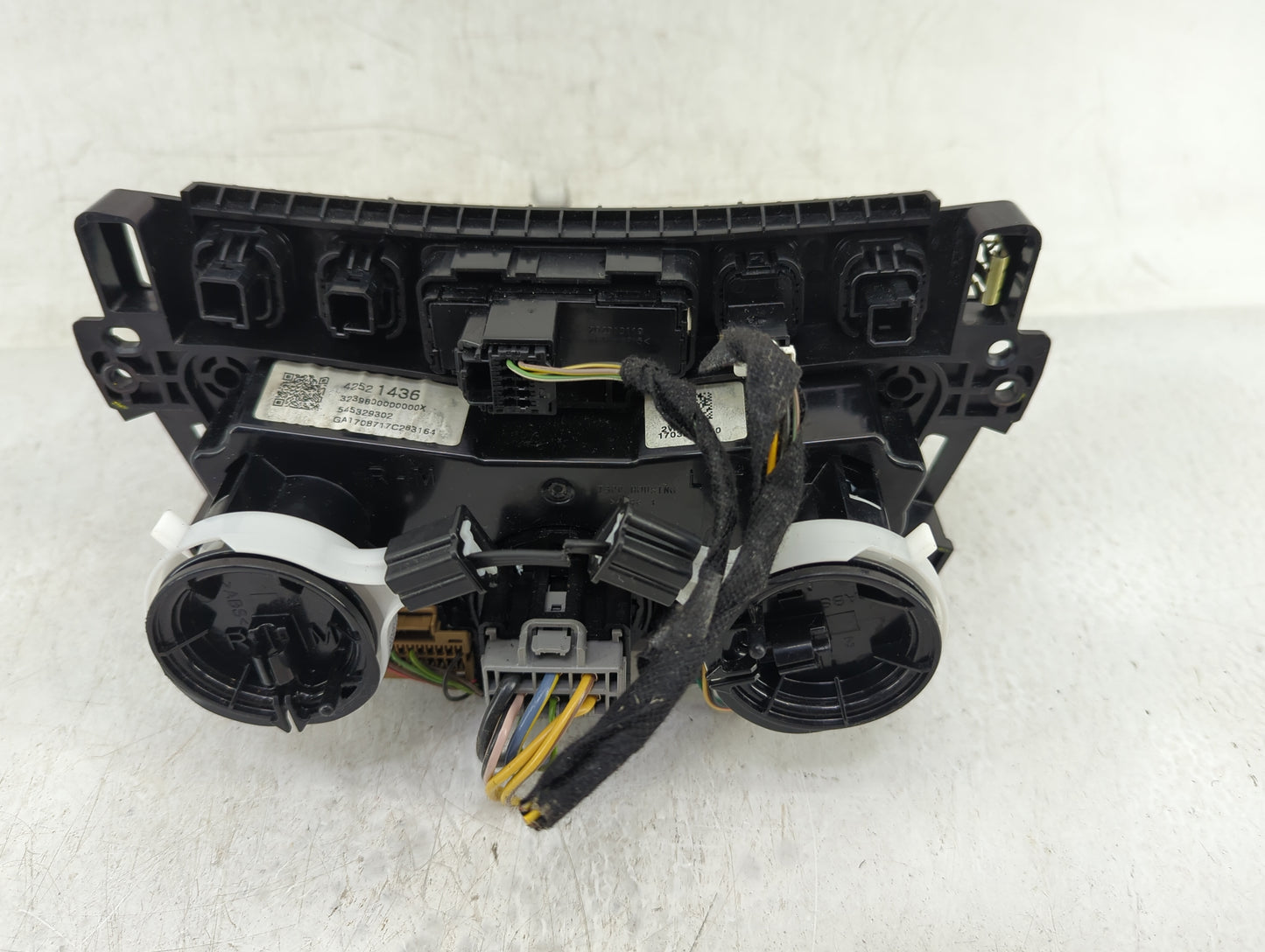 2017-2021 Chevrolet Trax Climate Control Module Temperature AC/Heater Replacement P/N:545329302 42521436 Fits OEM Used Auto 
