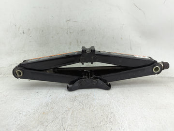 2017 Chevrolet Trax Spare Scissor Car Jack - Oemusedautoparts1.com