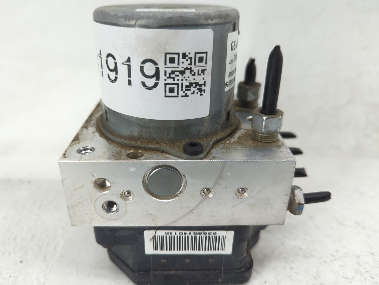 2017-2021 Chevrolet Trax ABS Pump Control Module Replacement P/N:42520669 Fits Fits 2017 2018 2019 2020 2021 OEM Used Auto P