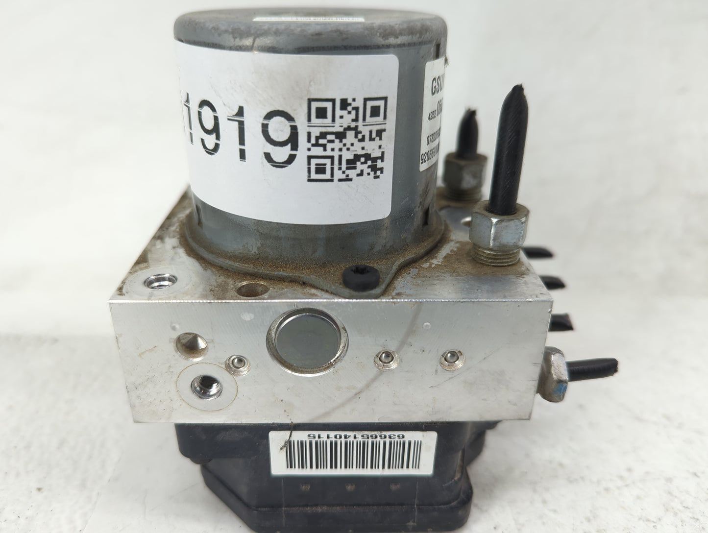 2017-2021 Chevrolet Trax ABS Pump Control Module Replacement P/N:42520669 Fits Fits 2017 2018 2019 2020 2021 OEM Used Auto P