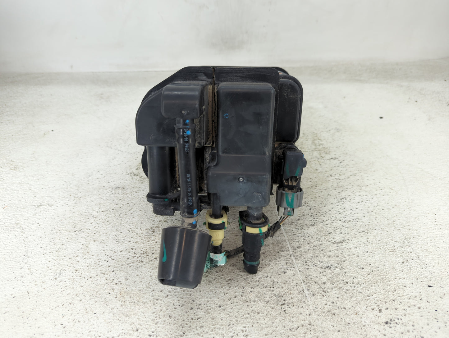 2017 Chevrolet Trax Fuel Vapor Charcoal Canister - Oemusedautoparts1.com