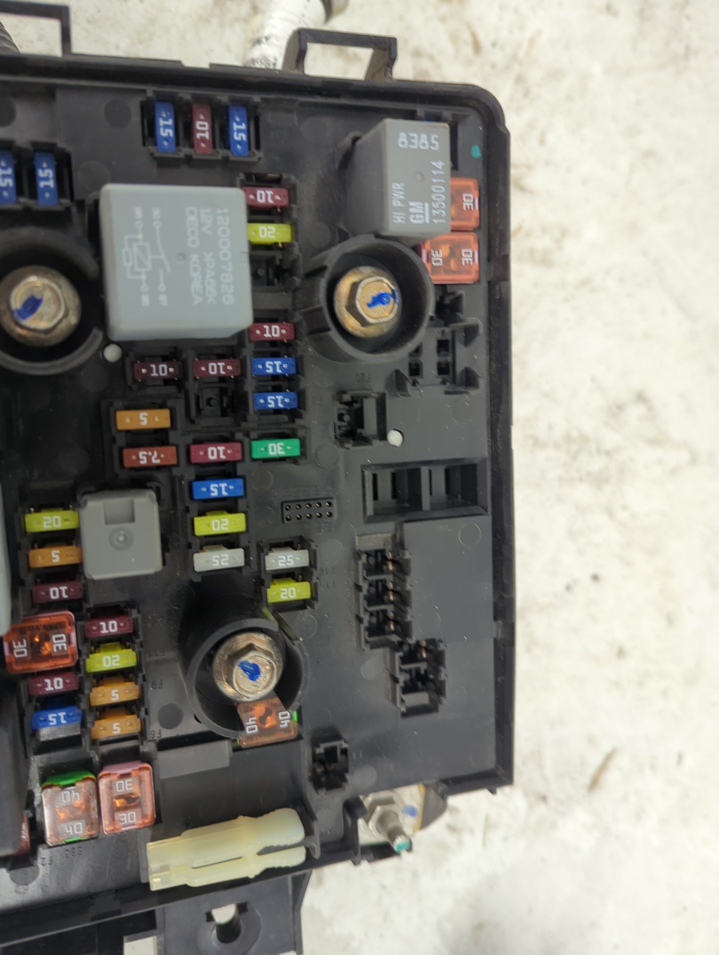 2017 Chevrolet Trax Fusebox Fuse Box Panel Relay Module P/N:95941608 13500114, 13500120, 120007826, 120007827, 3B0R10105 Fit