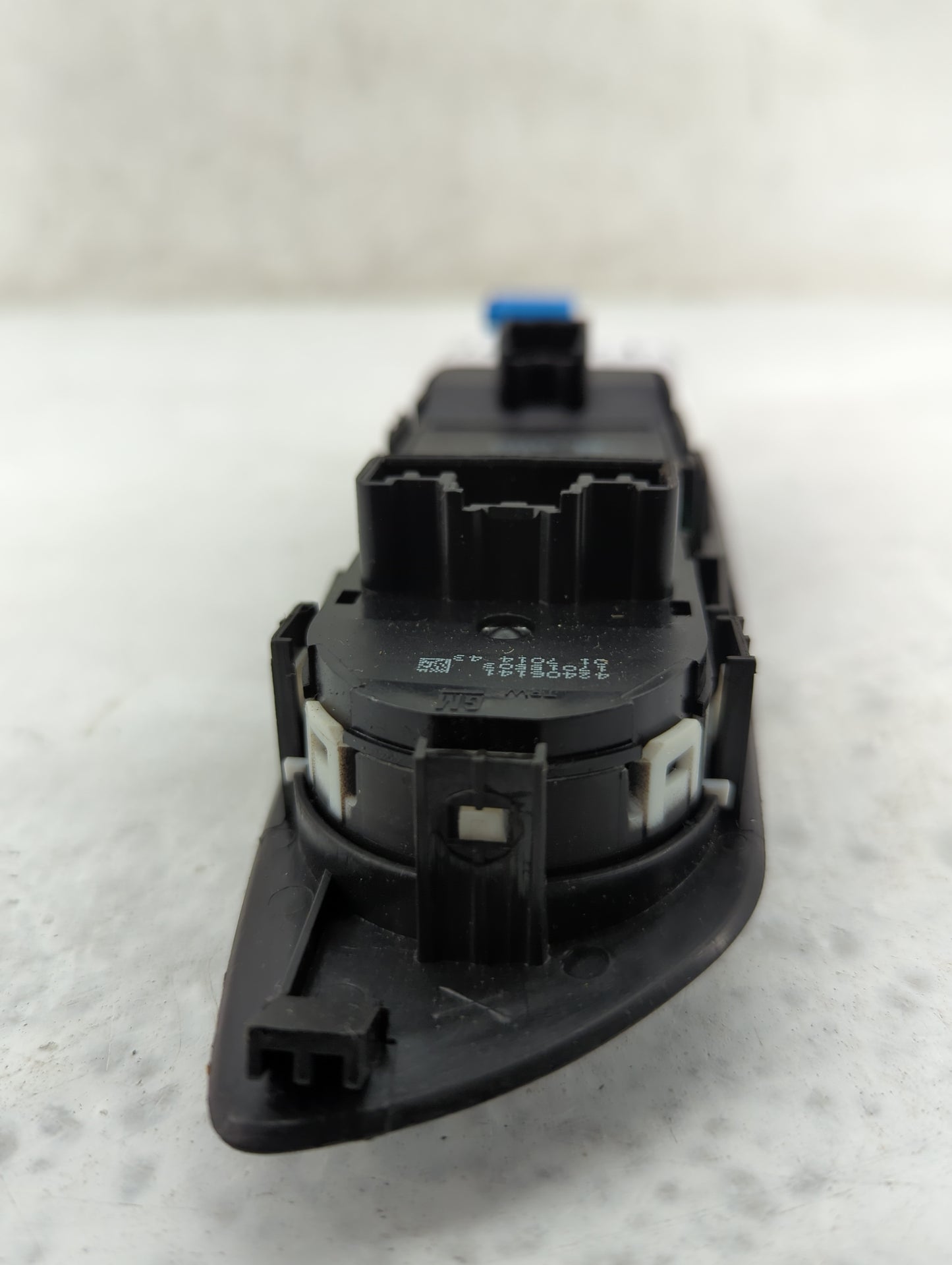2017-2021 Chevrolet Trax Master Power Window Switch Replacement Driver Side Left P/N:22915128 22915128 371058 7054 Fits OEM 