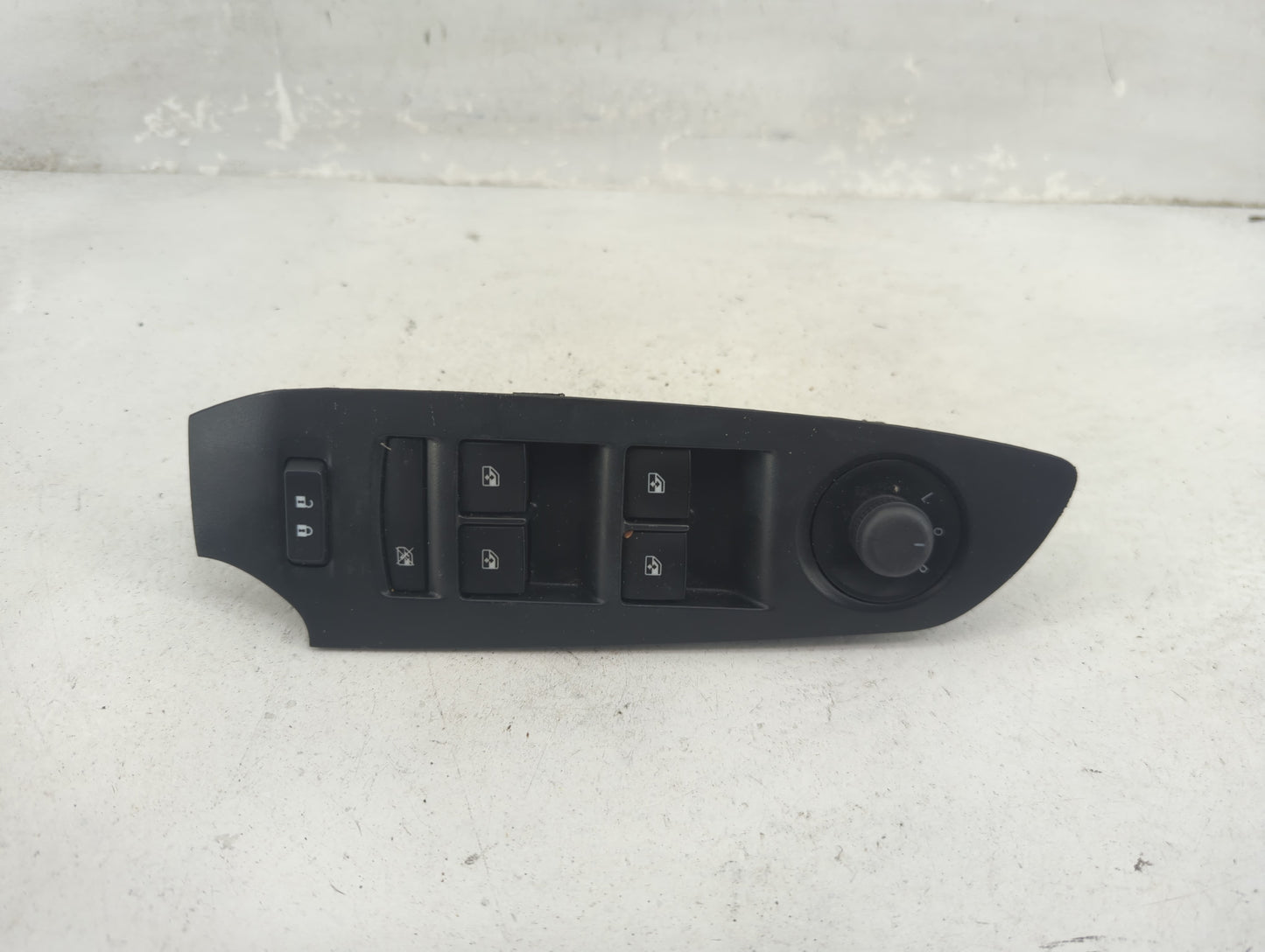 2017-2021 Chevrolet Trax Master Power Window Switch Replacement Driver Side Left P/N:22915128 371058 Fits OEM Used Auto Part