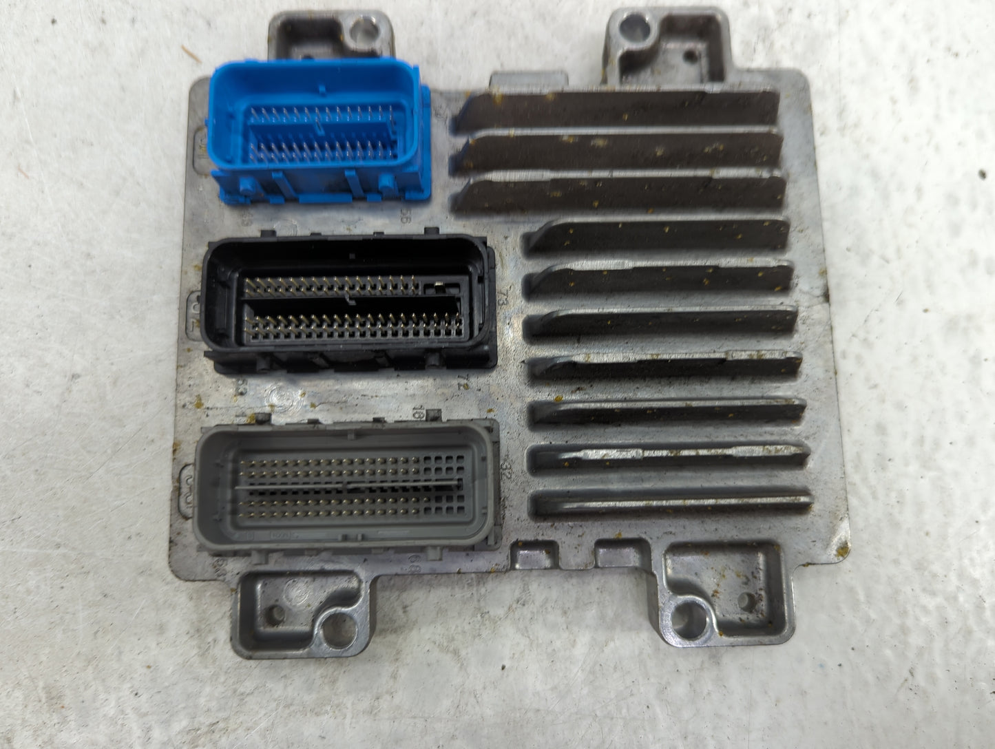 2017-2021 Chevrolet Trax PCM Engine Control Computer ECU ECM PCU OEM P/N:12679097 12668986 Fits Fits 2017 2018 2019 2020 202