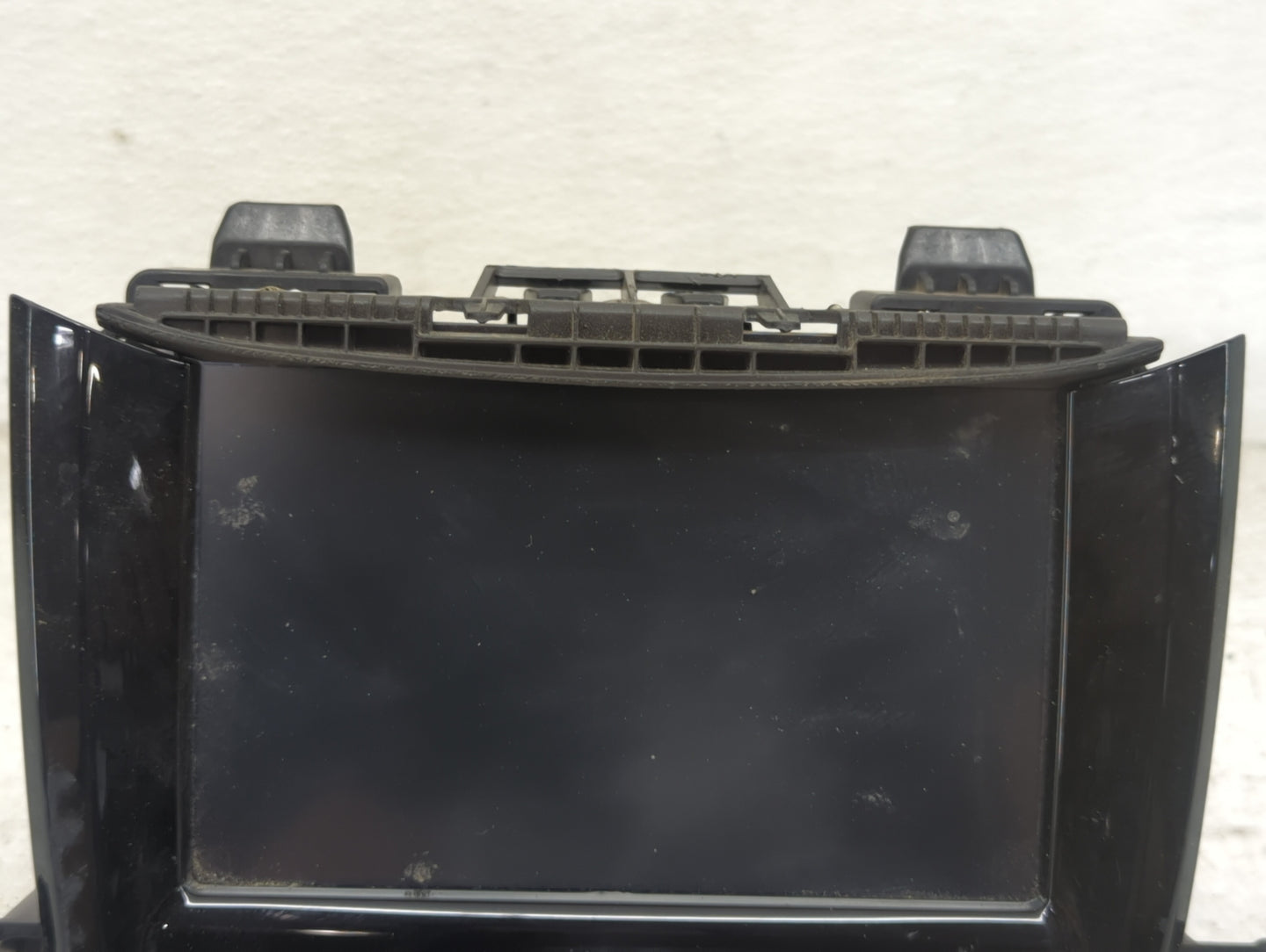 2017-2020 Chevrolet Trax Radio AM FM Cd Player Receiver Replacement P/N:42518017 555343750 Fits Fits 2017 2018 2019 2020 OEM