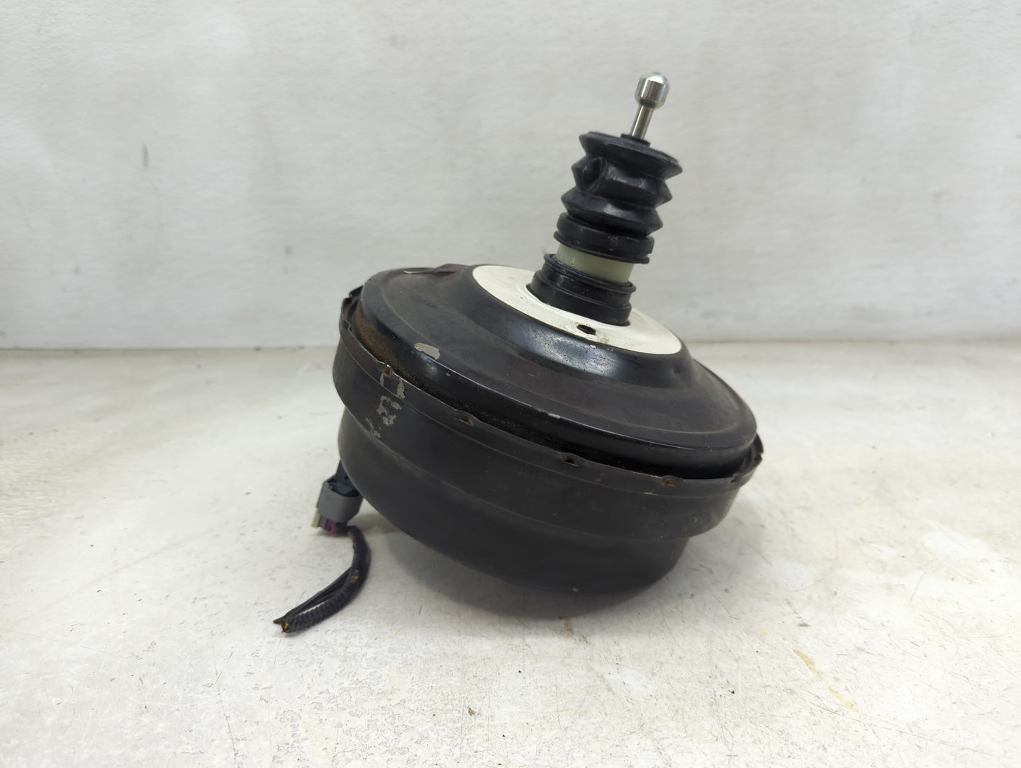 2013-2021 Chevrolet Trax Power Brake Booster Oem - Oemusedautoparts1.com
