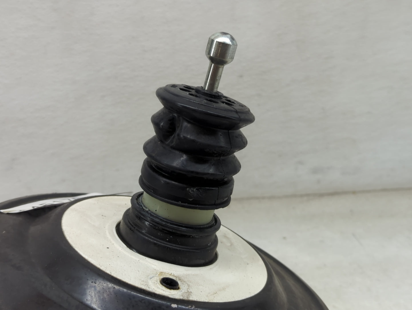 2013-2021 Chevrolet Trax Power Brake Booster Oem 1451707 - Oemusedautoparts1.com