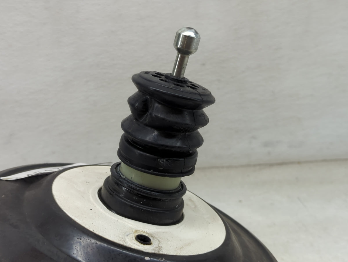 2013-2021 Chevrolet Trax Power Brake Booster Oem 1451707 - Oemusedautoparts1.com