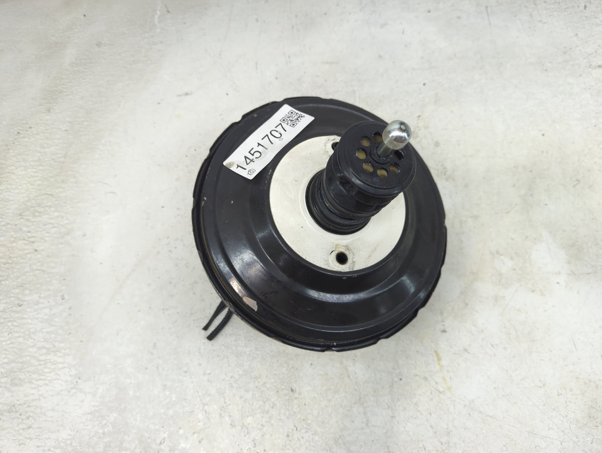 2013-2021 Chevrolet Trax Power Brake Booster Oem 1451707 - Oemusedautoparts1.com