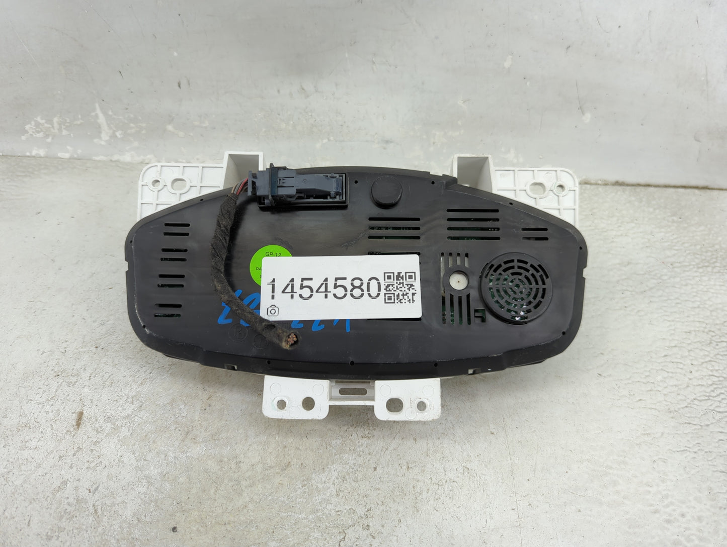 2017 Chevrolet Trax Instrument Cluster Speedometer Gauges P/N:42574330 688437714, C117057KDA070211 Miles: Fits OEM Used Auto