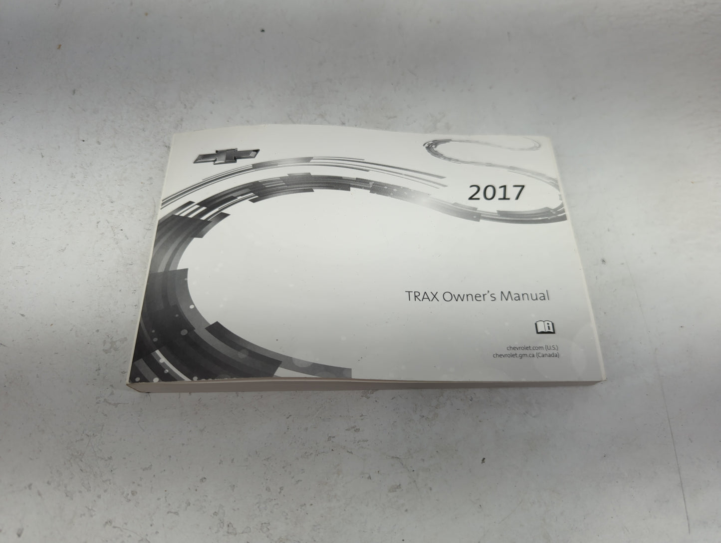 2017 Chevrolet Trax Owners Manual Book Guide P/N:23389483 OEM Used Auto Parts - Oemusedautoparts1.com