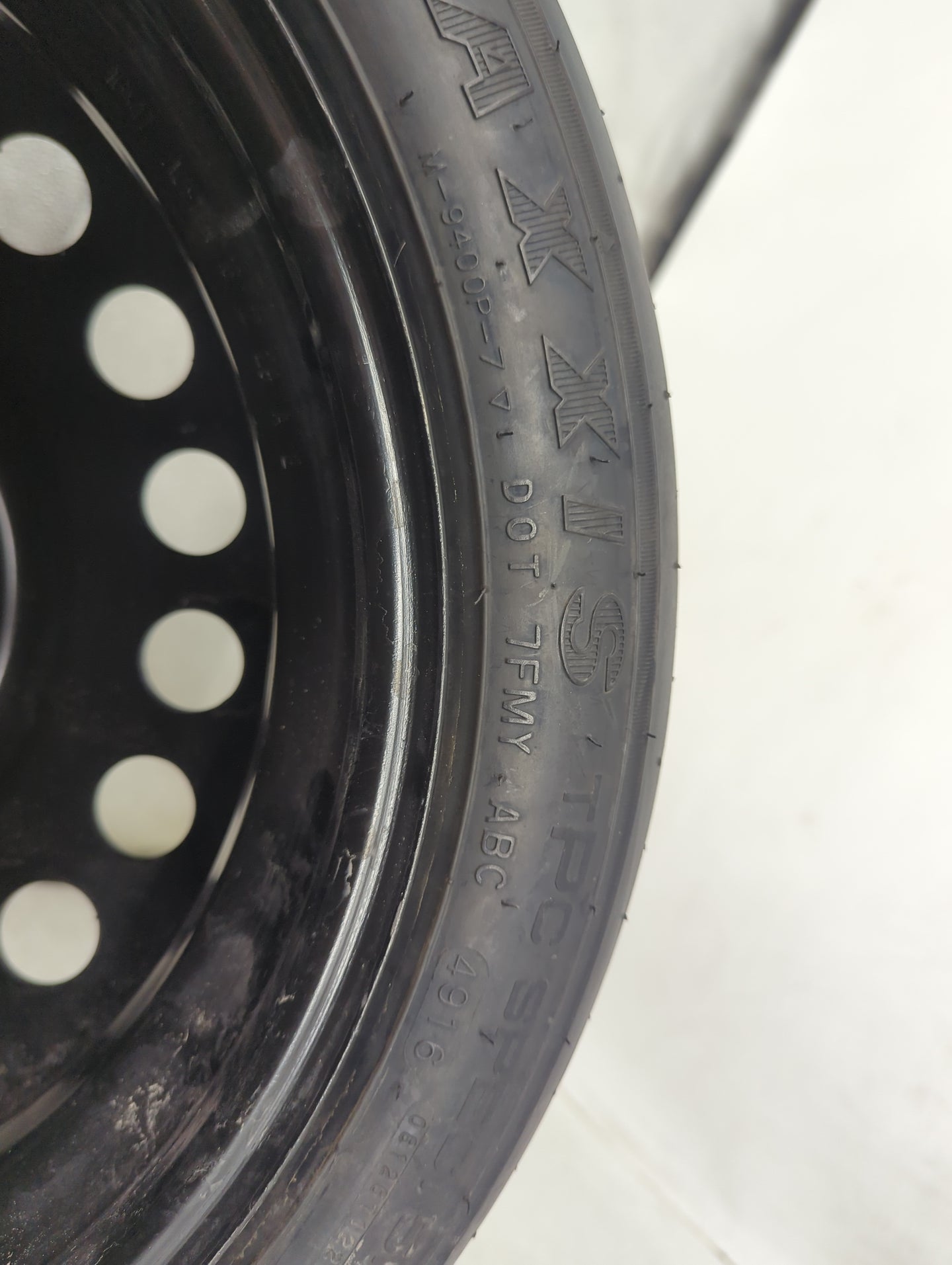 2013-2022 Chevrolet Trax Spare Donut Tire Wheel Rim Oem 1462124 - Oemusedautoparts1.com