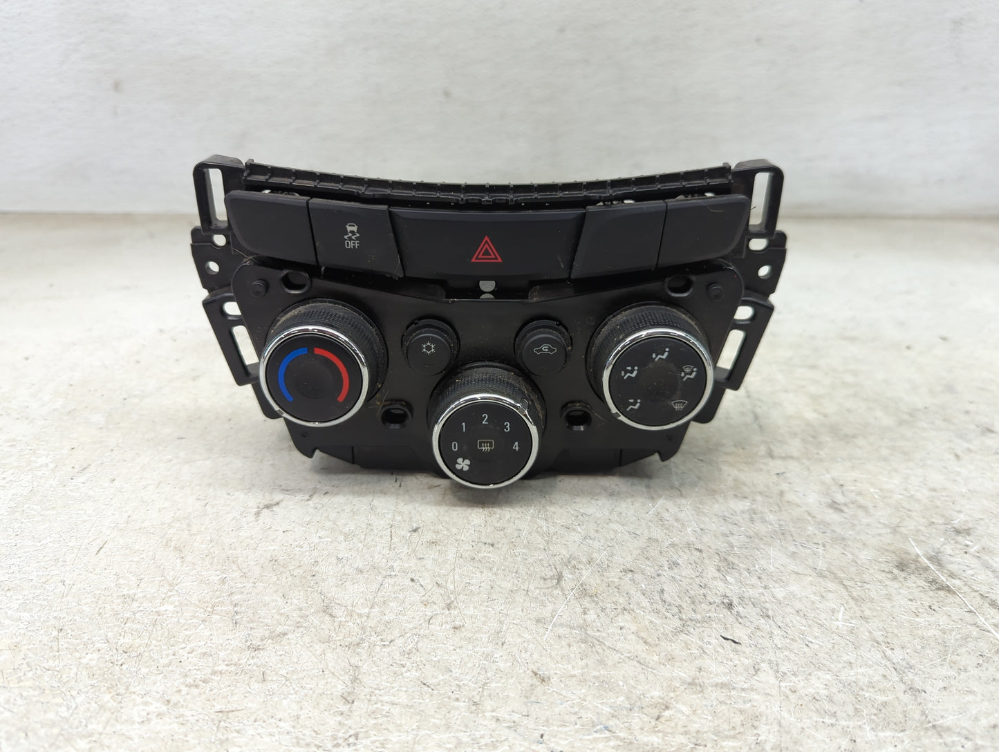 2017-2021 Chevrolet Trax Climate Control Module Temperature AC/Heater Replacement P/N:42521436 3239800000000X Fits OEM Used 