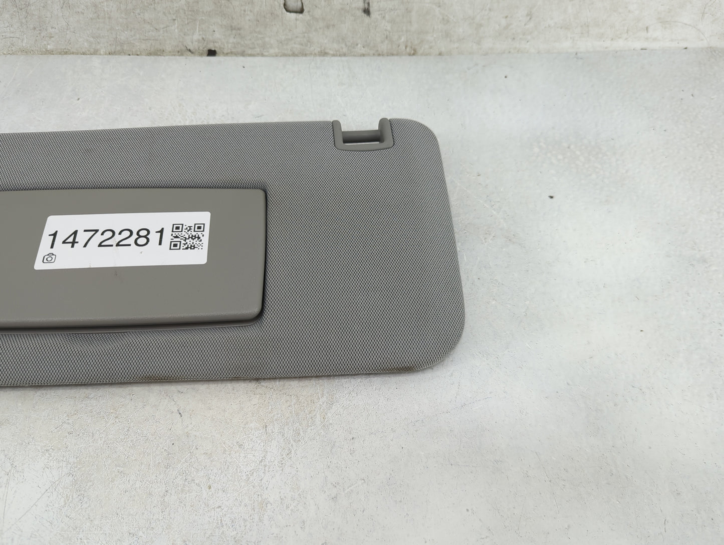 2017-2021 Chevrolet Trax Sun Visor Shade Replacement Driver Left Mirror Fits Fits 2017 2018 2019 2020 2021 OEM Used Auto Par