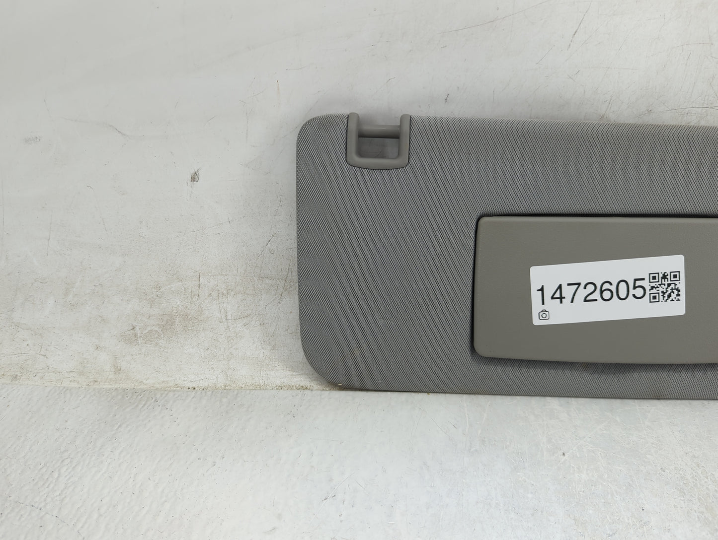 2017-2021 Chevrolet Trax Sun Visor Shade Replacement Passenger Right Mirror Fits Fits 2017 2018 2019 2020 2021 OEM Used Auto