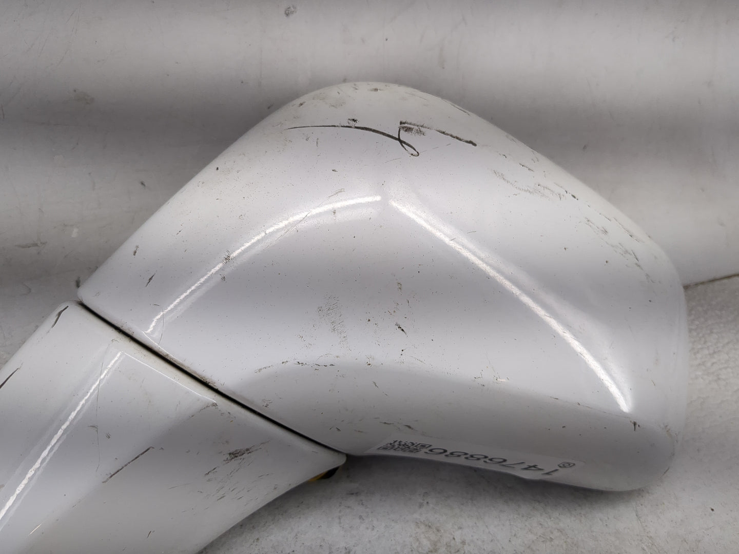 2017-2020 Chevrolet Trax Driver Side View Mirror - Left Door Mirror OEM Used - Oemusedautoparts1.com