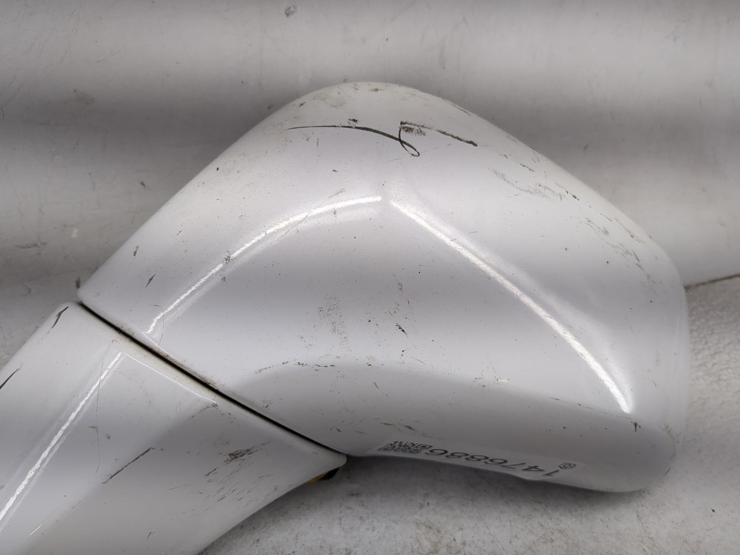 2017-2020 Chevrolet Trax Driver Side View Mirror - Left Door Mirror OEM Used - Oemusedautoparts1.com