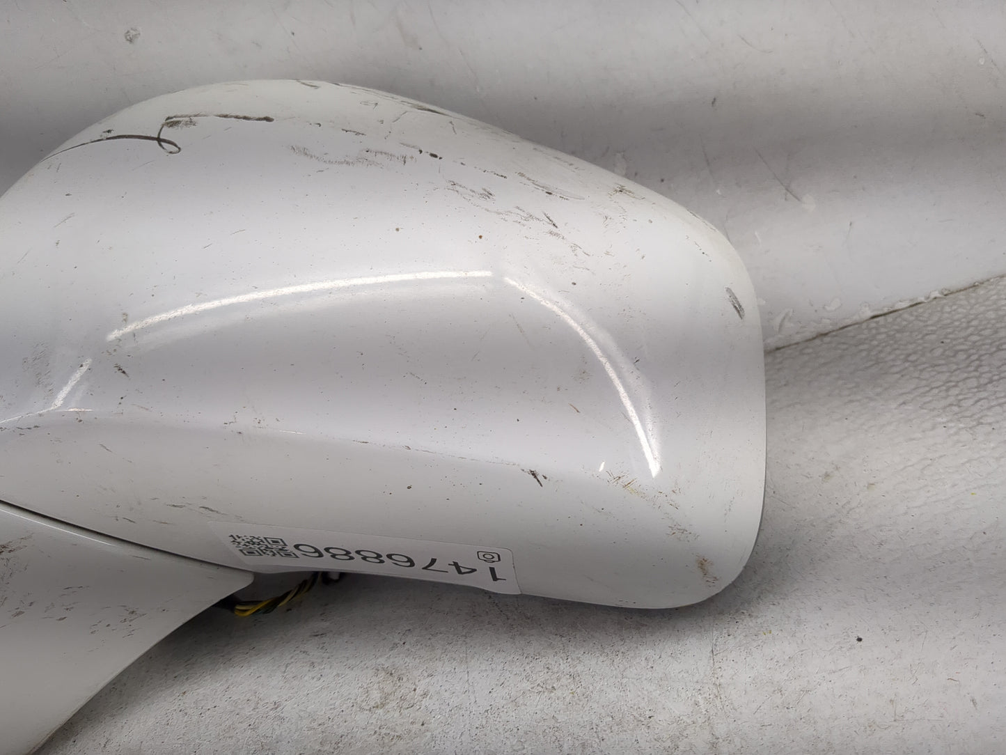 2017-2020 Chevrolet Trax Driver Side View Mirror - Left Door Mirror OEM Used - Oemusedautoparts1.com