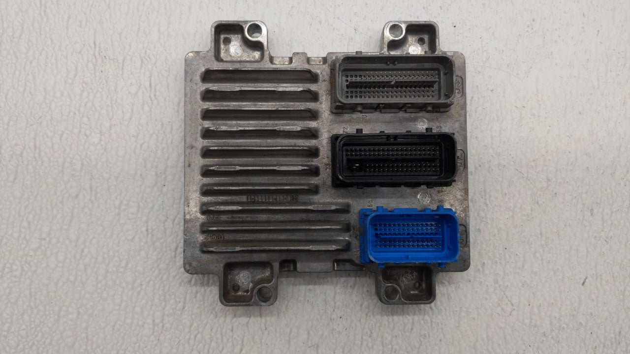 2017-2018 Chevrolet Trax PCM Engine Control Computer ECU ECM PCU OEM P/N:12679097 12670309, 12695536 Fits Fits 2017 2018 201