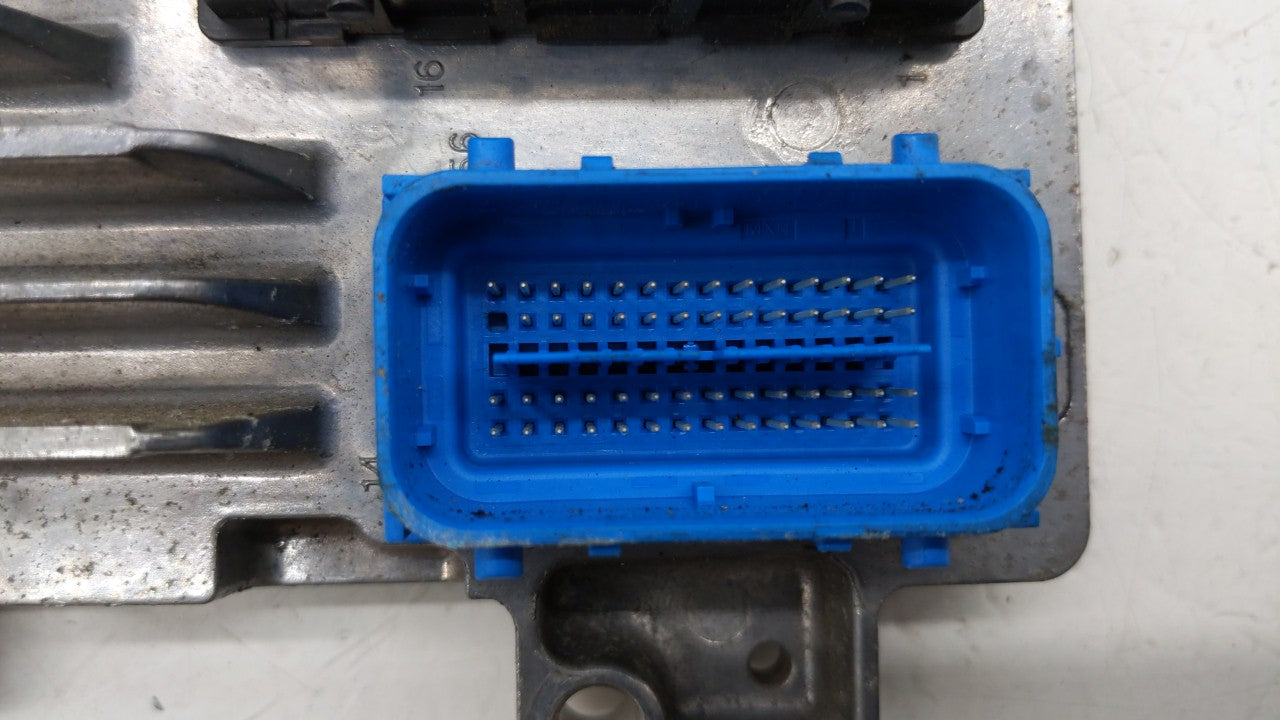 2017-2018 Chevrolet Trax PCM Engine Control Computer ECU ECM PCU OEM P/N:12668986 12679097, 12670309 Fits Fits 2017 2018 201