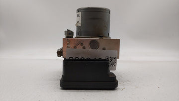 2017-2018 Chevrolet Trax ABS Pump Control Module Replacement P/N:42643519 42520669, 42563014 Fits Fits 2017 2018 2019 OEM Used Auto Parts