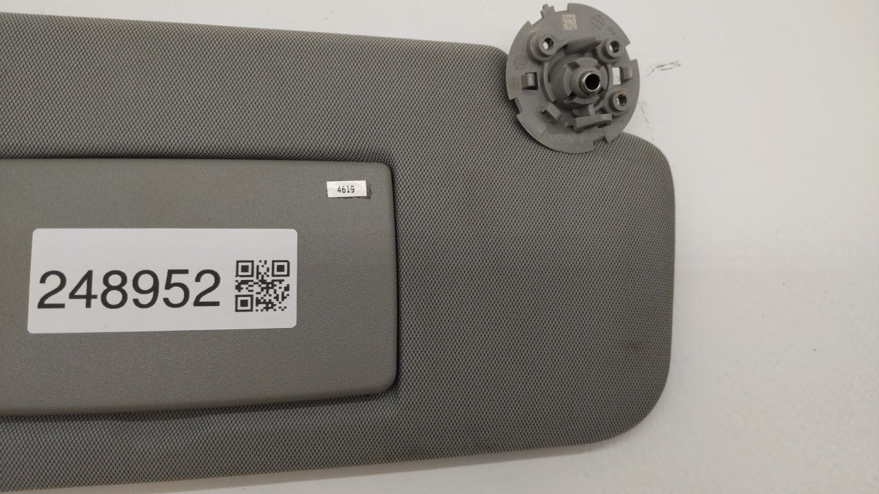 2017-2021 Chevrolet Trax Sun Visor Shade Replacement Passenger Right Mirror Fits Fits 2017 2018 2019 2020 2021 OEM Used Auto