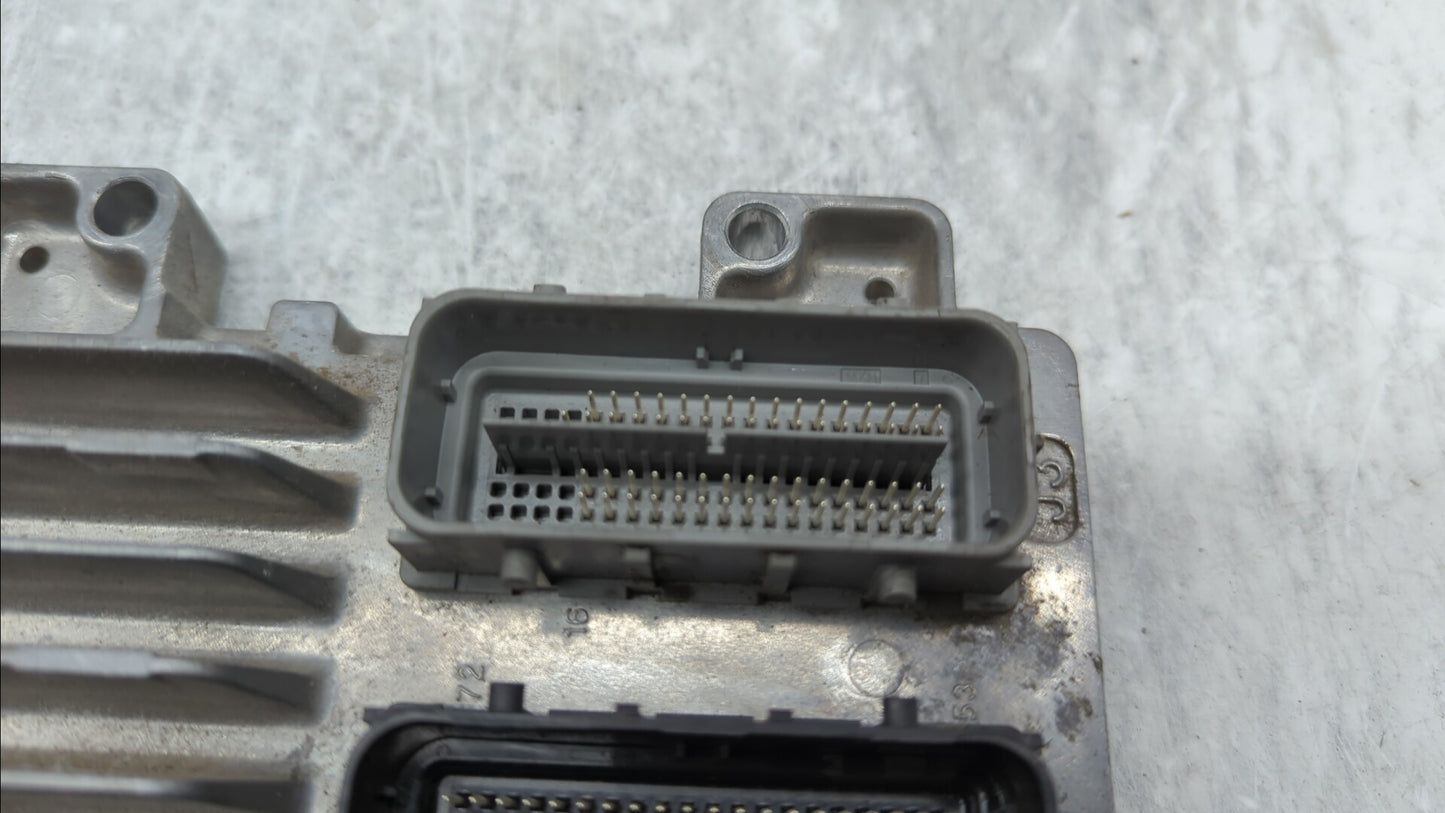 2017-2018 Chevrolet Trax PCM Engine Control Computer ECU ECM PCU OEM P/N:12668986 12695536, 12670309 Fits Fits 2017 2018 201