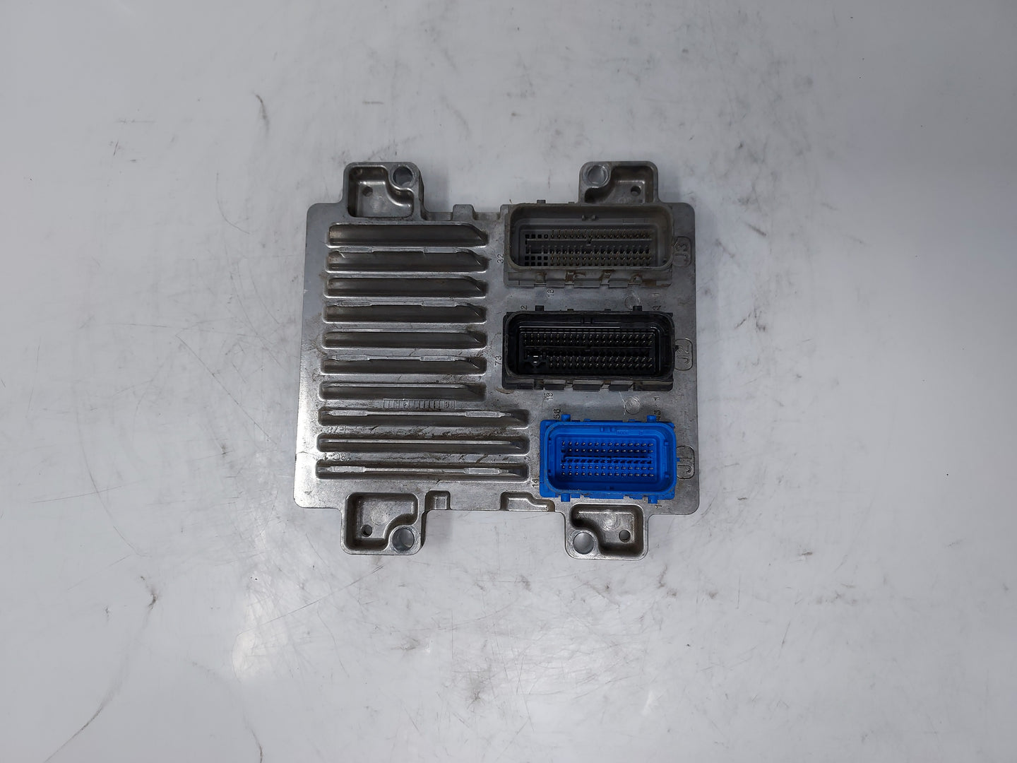 2017-2021 Chevrolet Trax PCM Engine Control Computer ECU ECM PCU OEM P/N:12685936 12668986 Fits Fits 2017 2018 2019 2020 202