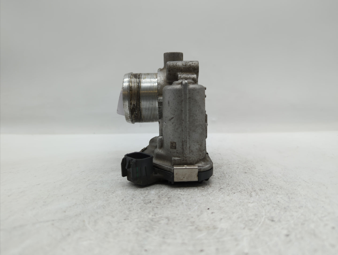 2013-2018 Chevrolet Trax Throttle Body P/N:12644239AA 55565489, 55581662 Fits Fits 2011 2012 2013 2014 2015 2016 2017 2018 2