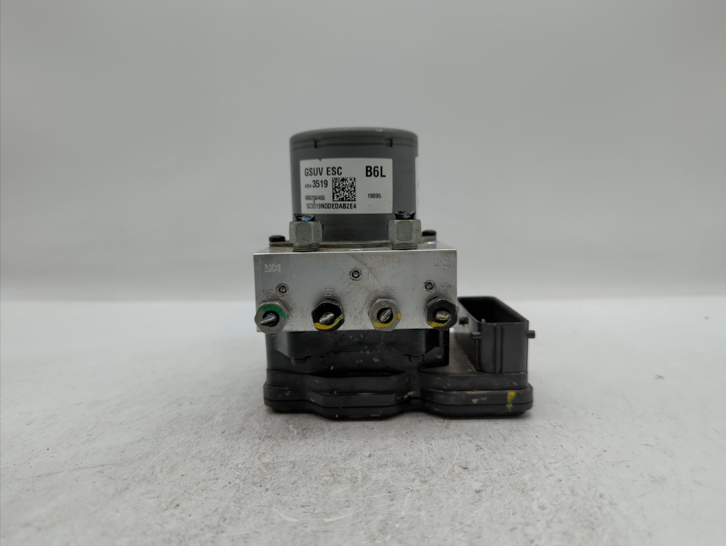 2017-2018 Chevrolet Trax ABS Pump Control Module Replacement P/N:42643519 42520669, 42563014 Fits Fits 2017 2018 2019 OEM Us