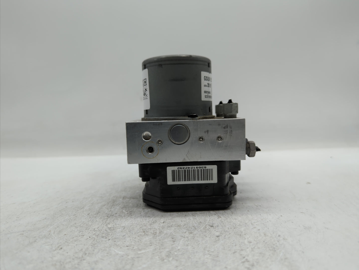 2017-2018 Chevrolet Trax ABS Pump Control Module Replacement P/N:42643519 42520669, 42563014 Fits Fits 2017 2018 2019 OEM Us