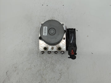 2017-2018 Chevrolet Trax ABS Pump Control Module Replacement P/N:42643519 42520669, 42563014 Fits Fits 2017 2018 2019 OEM Used Auto Parts