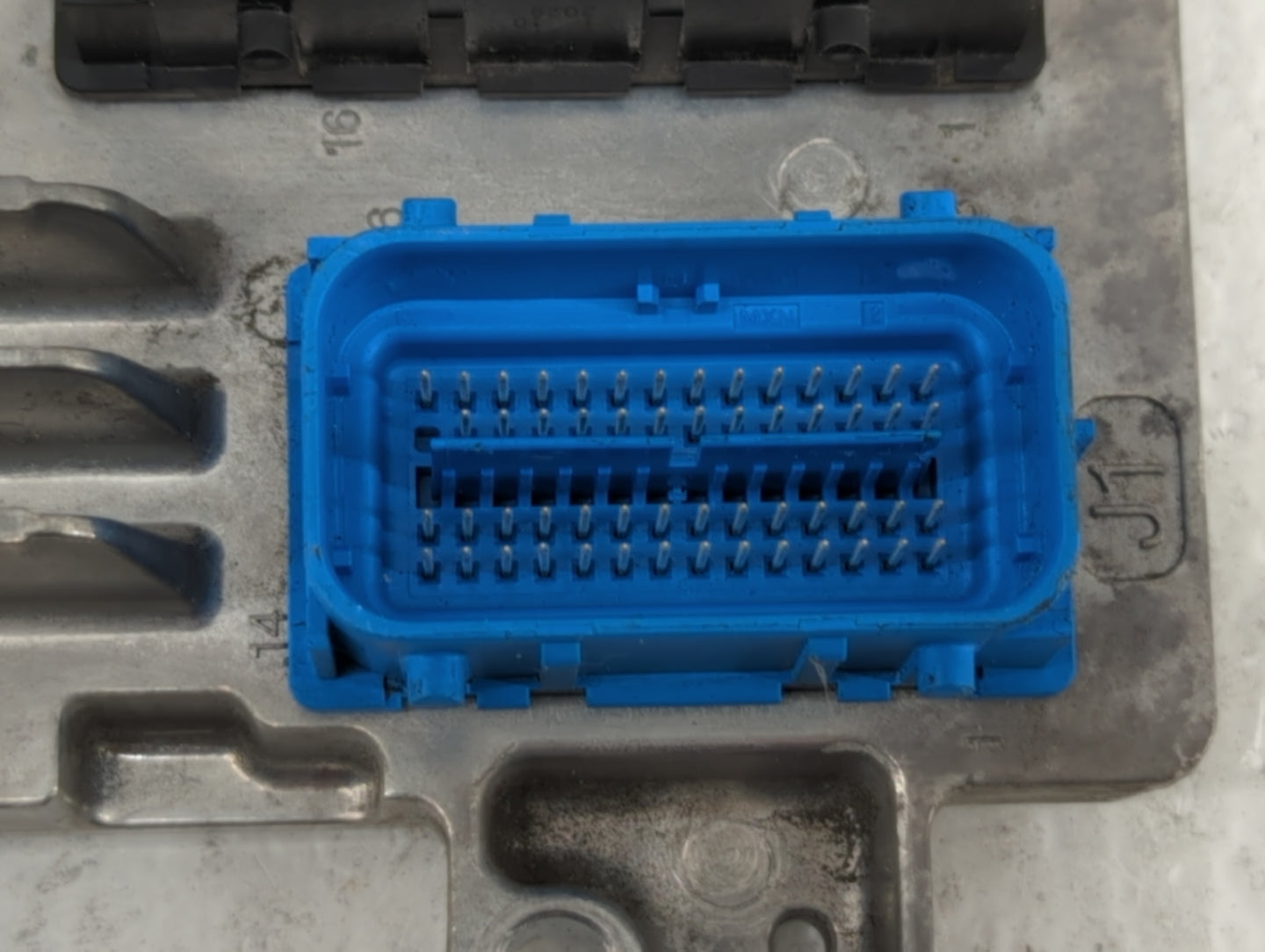 2017-2018 Chevrolet Trax PCM Engine Control Computer ECU ECM PCU OEM P/N:12692201 12679097, 12685776 Fits Fits 2017 2018 201