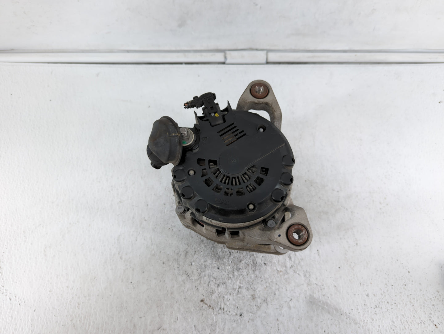 2013-2018 Chevrolet Trax Alternator Replacement Generator Charging Assembly Engine OEM P/N:13577154 13597226 Fits OEM Used A