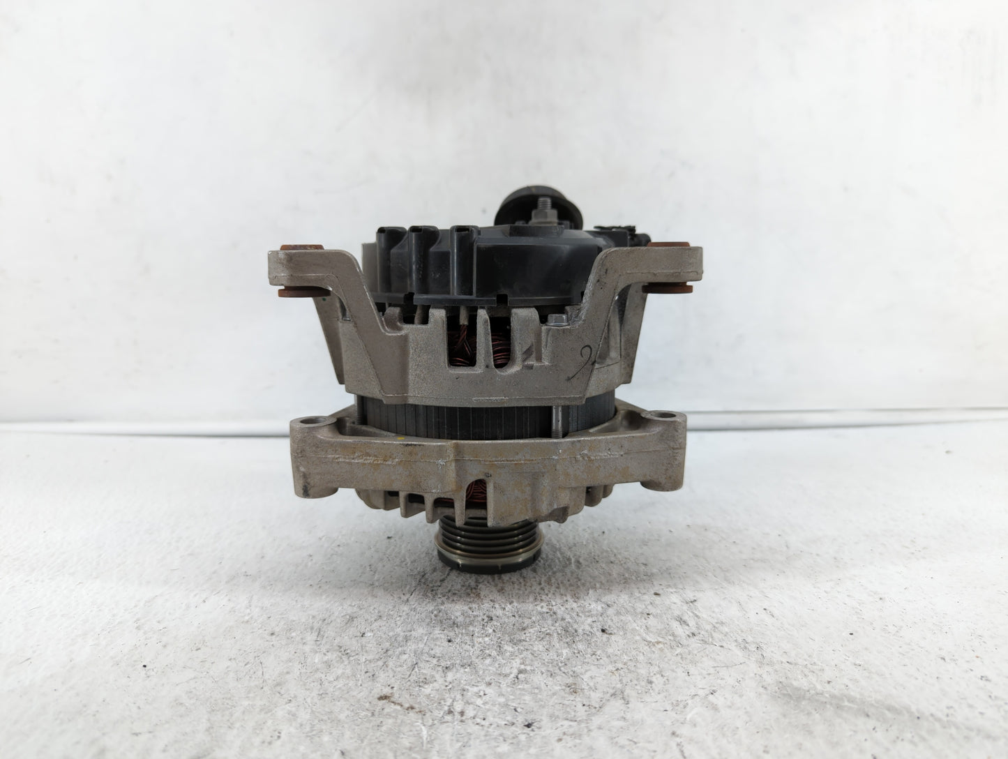 2013-2018 Chevrolet Trax Alternator Replacement Generator Charging Assembly Engine OEM P/N:13577154 13597226 Fits OEM Used A