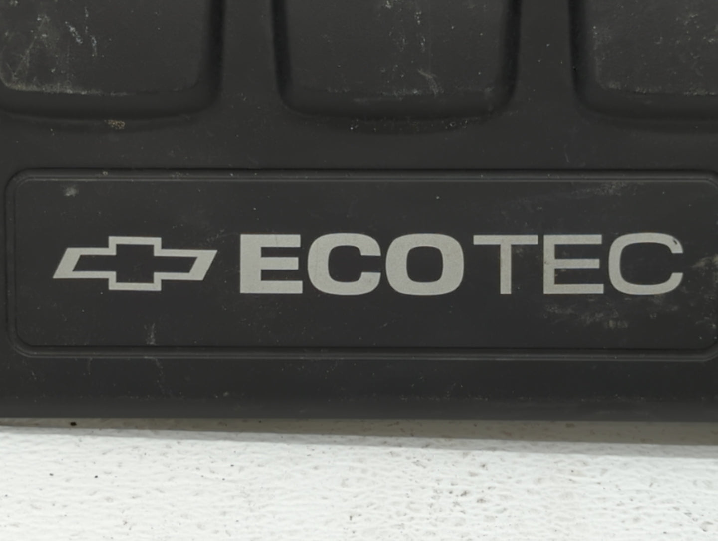 2017 Chevrolet Trax Engine Cover - Oemusedautoparts1.com